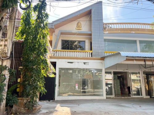 ហាងសំរាប់ជួលនៅទួលទំពូង | Shop For Rent In Toul Tompung