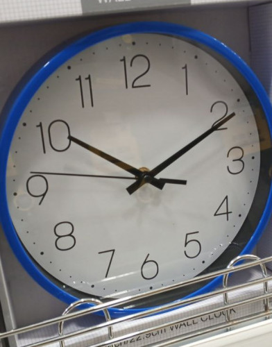 🕒 នាឡិកាព្យួរជញ្ជាំង គុណភាពល្អ តម្លៃសមរម្យ