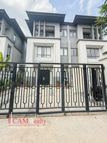 4 Bedrooms Twin Villa For Sale In Chip Mong Land, Grand Phnom Penh City