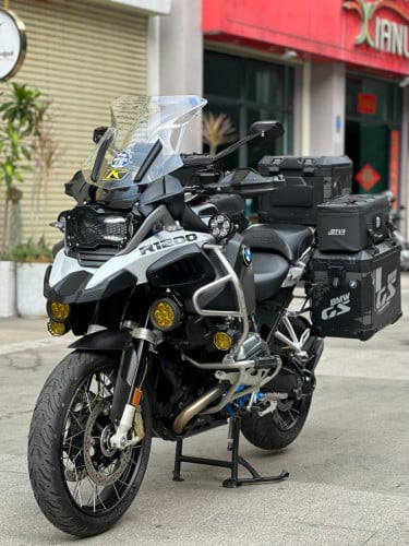 BMW GSA R1200cc year 2018