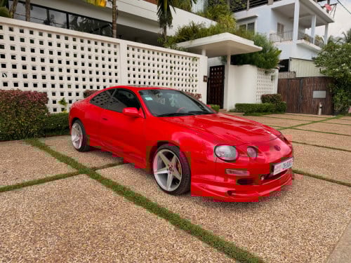 Celica ឆ្នាំ 1996 ឡាននៅសៀមរាប តំលៃដាច់