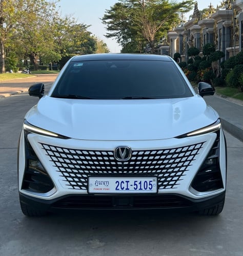 ChangAn UNI-T ឆ្នាំ 2023 ទឹកថ្នាំហ្សុីន 100%ទាំងកាង