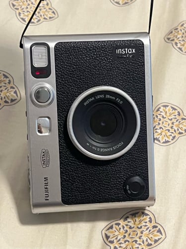 FUJI INSTAX MINI EVO