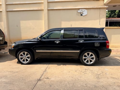 Highlander 2002 V6 ប៉ុង1 ដាក់ហ្គាសរួច ឡានស្អាត