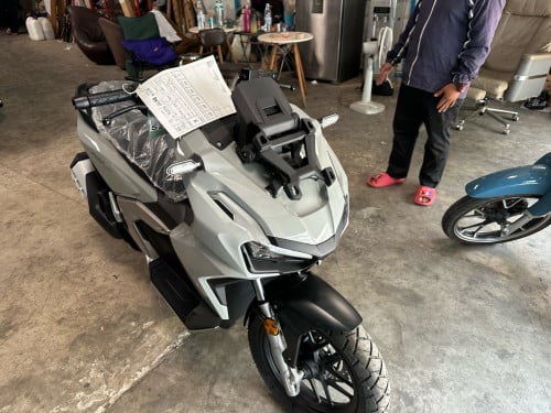 Honda ADV 160 Japan 2025 New ថ្មីកេះ 100%