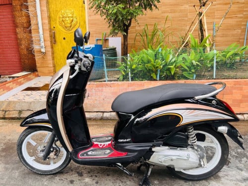 Honda scoopy (110cc, year2012, 660$) have all documents