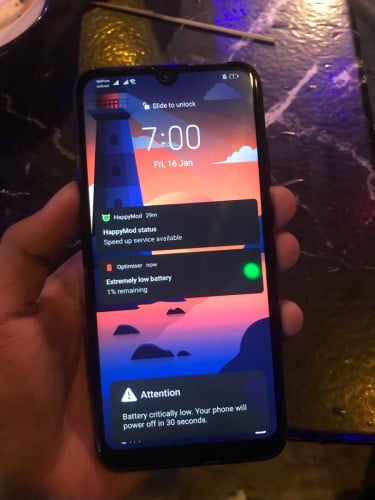 Honor 20i / memory 256GB / Ram 6GB