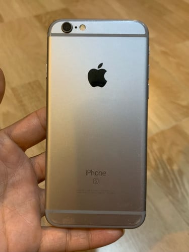 Iphone 6s 64g ដំណេីរការទាំងអស់​ អត់តែស្គេន