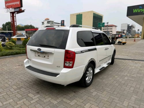 Kia Carnival 2012full option