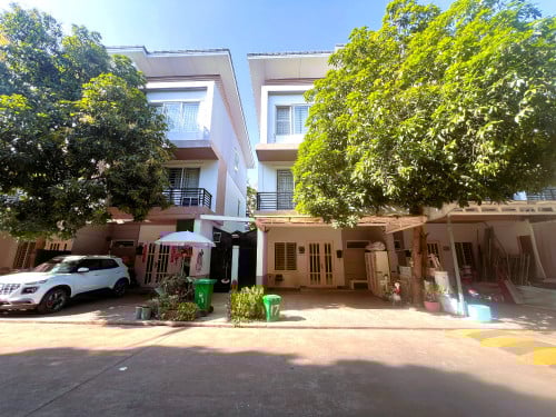 Link House for Rent – PH Boeng Snor, Phnom Penh