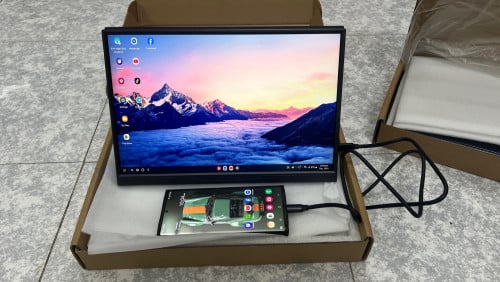 Portable Monitor 14 touch screen new box