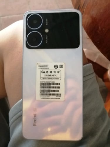 Redmi 13r 5g ram4+4g 128g សានុំស៊ីន​ ប្រើplaystore អត់បាន ប្រើកម្មវីធីផ្សេងdowload បាន​លក់