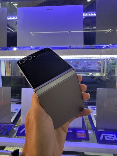 Samsung ZFlip6 256G 99% 379$