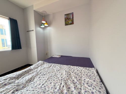 Studio room for rent