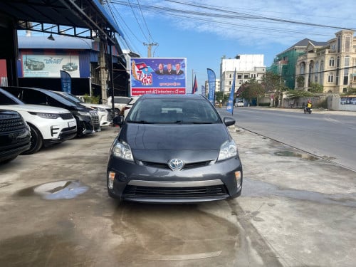 toyota Prius 2013 plug-in options 3 រៀបហើយក្ដៅៗ តម្លៃល្អបងៗ
