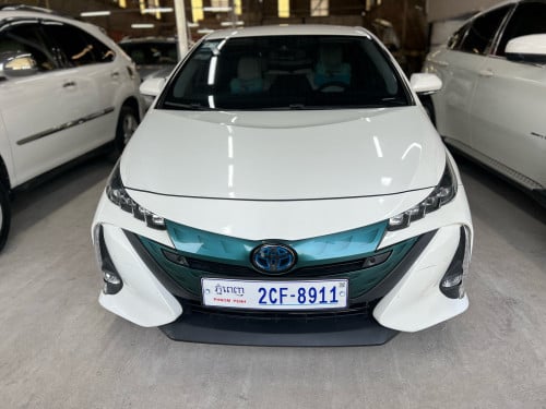 Toyota Prius 2018 Full Advance