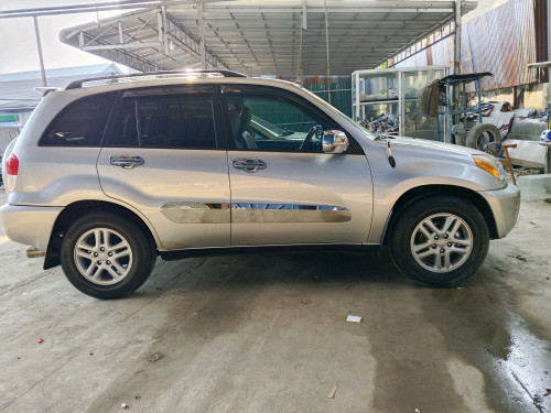TOYOTA RAV,4 ឆ្មាំ,២០០២,ប៉ុង១,ពណ៌ទឹកប្រាក់,L