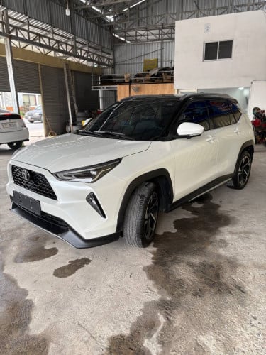 Toyota Yaris Cross 2025(plate)