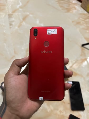Vivo V9 Ram6 128g ស្អាតលក់23$ដាច់