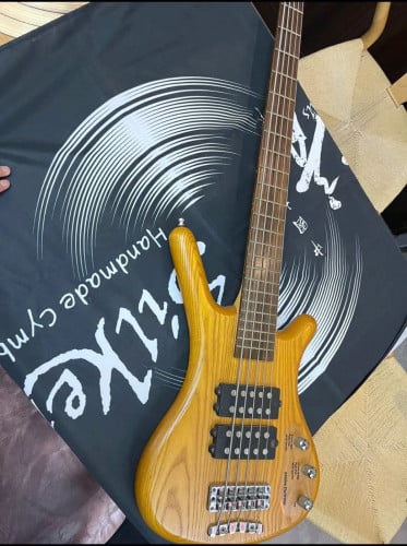 Warwick​ corvette double buck