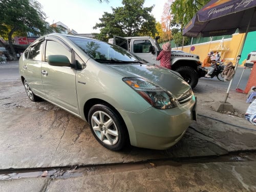 ឡានស្អាតសម្រាប់ជួល