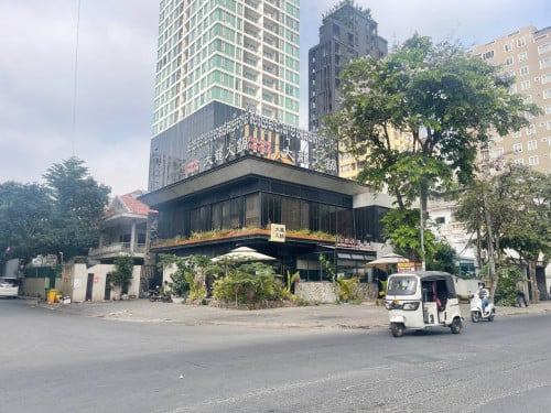 ហាងកែងសម្រាប់ជួល នៅបឹងកេងកង ទីតាំងល្អ សម្រាប់ប្រកបអាជីវកម្មគ្រប់ប្រភេទ....