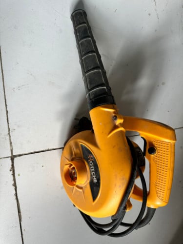 លក់ម៉ាសុីនផ្លុំខ្យល់