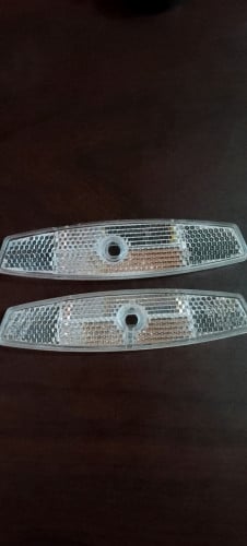 បន្ទះចំនាំងផ្លាតកង់