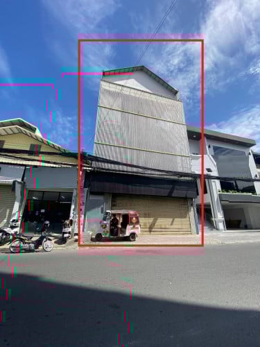 ផ្ទះអាជីវកម្មសម្រាប់ជួលនៅក្បែរ សាលាវ៉ាន់ដា