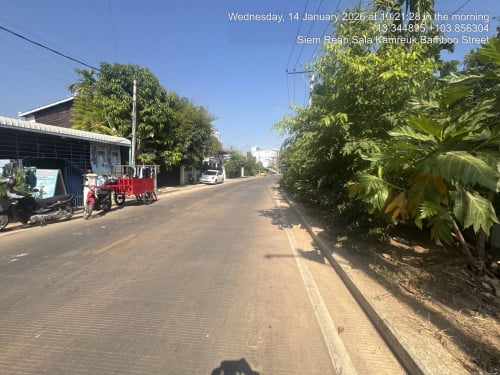 ផ្ទះអាជីកម្មលក់នៅខាងត្បូងសាលាកំរេីកក្រុងសៀមរាប