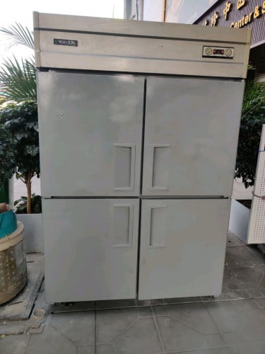 ទូកកនឹងត្រជាក់