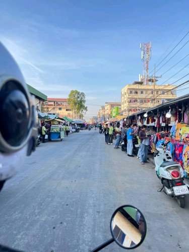 ដីលក់ម្តុំផ្សារអូឌឹម