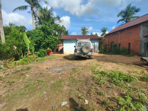 ដីលក់ នៅទីប្រជុំជន