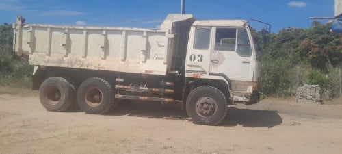 ឡានដឹក15តោនសម្រាប់លក់