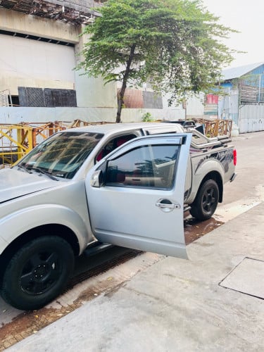 ក្ដៅៗ ពុកម៉ែបងប្អូនទាំង25ខេត្ដក្រុង ឡាន NISSANឆ្នាំ2005 ជាប្រភេទឡានម៉ាស៊ូត 10900$ចរចារ