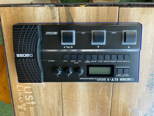 លក់ Boss GT1 $150 95%