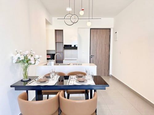 (English Below) 🏘 ខុនដូ Urban Village60ម  ត្រូវការលក់បន្ទាន់ខ្លាំង