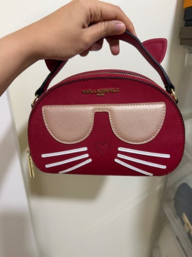 កាបូប​ ឆ្មា​ មាក​karl legarfile