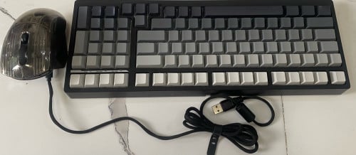 មានលក់ keyboard and mouse ស្អាតៗ១ឈុតតម្លៃត្រឹមតែ២៥$តែប៉ុណ្ណោះ