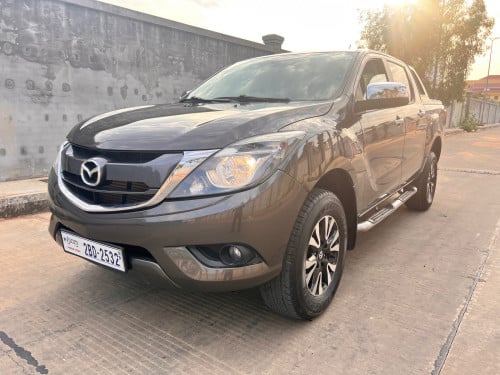 ឡានលក់ Mazda BT50 2020 អេក្រង់ធំ ម៉ាសុីនធំ ប៉ុង2 ឡានស្អាត ម្ចាស់ដើម