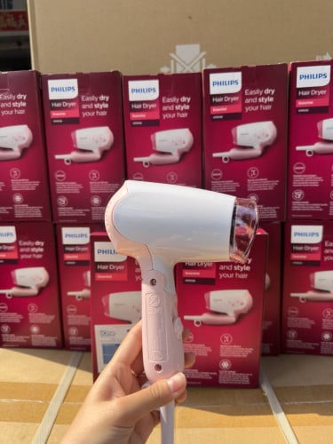 ម៉ាស៊ីនផ្លុំសក់ខ្នាតតូច Philips Hair Dryer HP8108/00