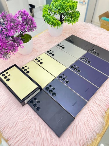 ស្តុកថ្មីក្ដៅៗ SAMSUNG GALAXY S24ULTRA