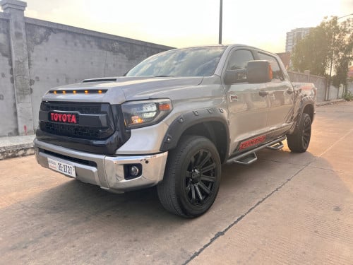 ឡានលក់ Tundra 2007 up 2021 មានឡាយសិន ប៉ុង2 Full Limited