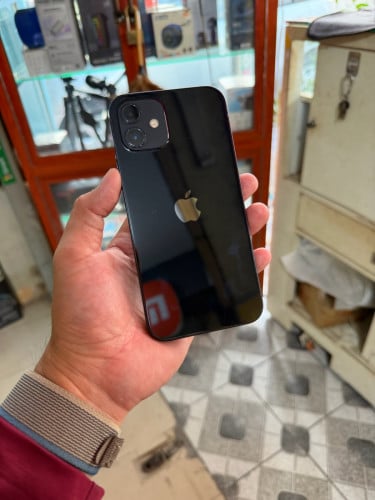 12_64g ស្អាត​អេក្រង់ថ្មី​ + នៅស្កេន​ តម្លៃធូ​ ល្មមប្រេី​ ធានាម៉ាសុីន