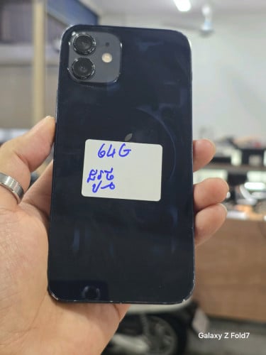 12 64G មានស្កេន