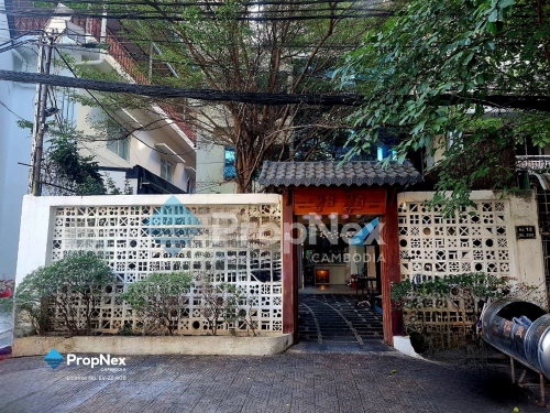 3 floor House for rent