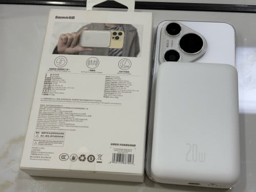 Bases 20W Wireless Fast Charge PowerBank