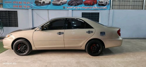 Camery 03 Leឡានថ្មី