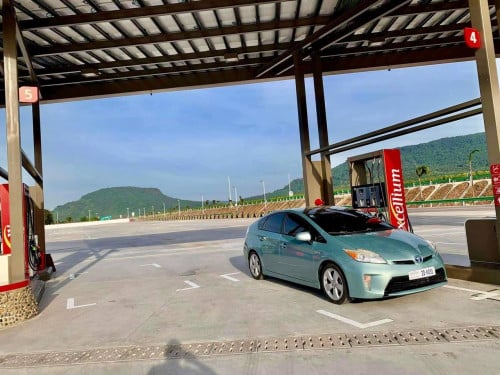 Car for sale Prius 012 Deluxe solar