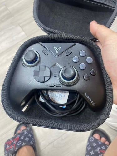 Controller vader pro 4